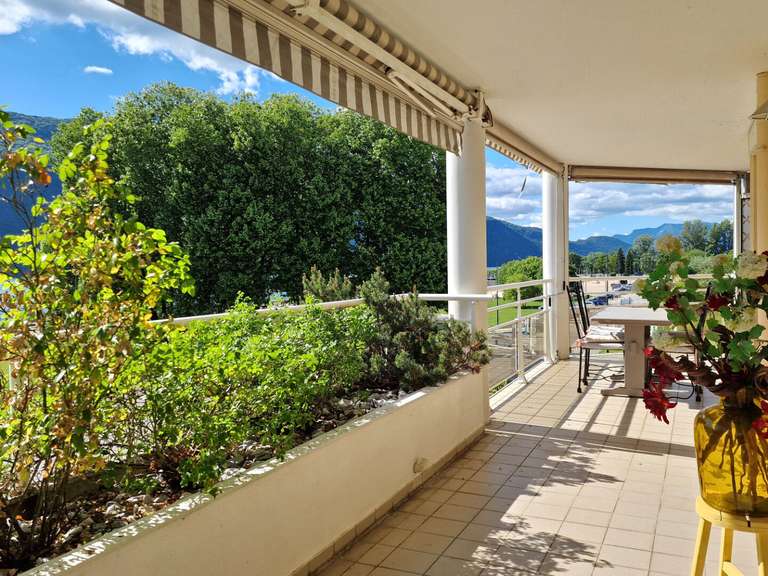 Appartement Aix-les-Bains - 2 chambres - 70m²