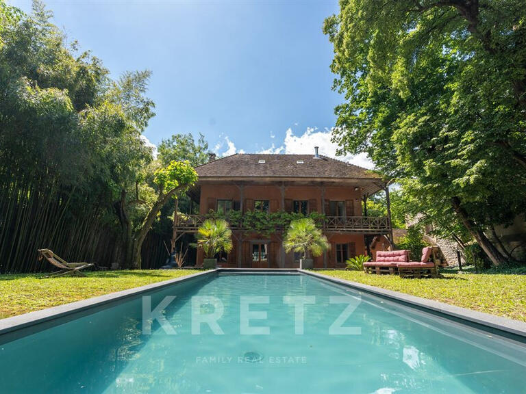 House Aix-les-Bains - 4 bedrooms - 363m²
