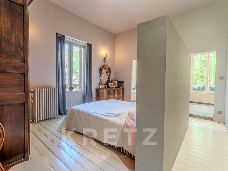 House Aix-les-Bains - 4 bedrooms - 363m²