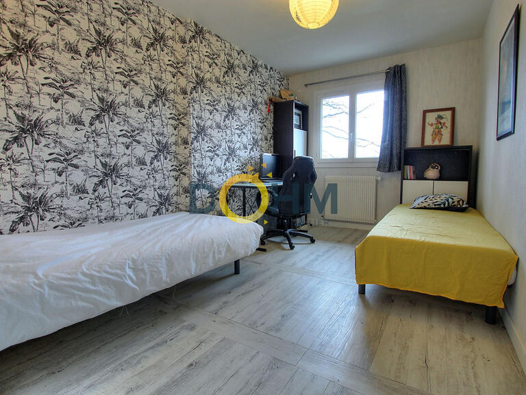House Aix-les-Bains - 5 bedrooms - 196m²