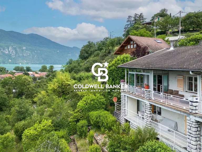 Maison Aix-les-Bains - 4 chambres - 130m²