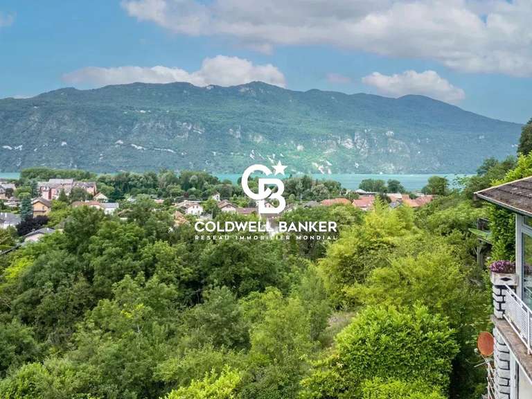 Maison Aix-les-Bains - 4 chambres - 130m²