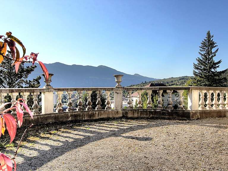 House Aix-les-Bains - 5 bedrooms - 209m²