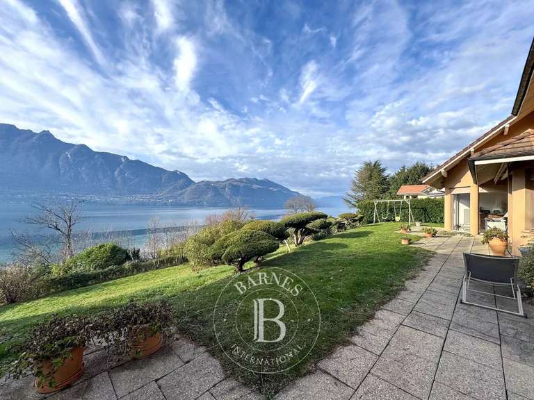 Maison Aix-les-Bains - 4 chambres - 292m²