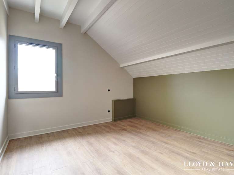 House Aix-les-Bains - 4 bedrooms - 119m²