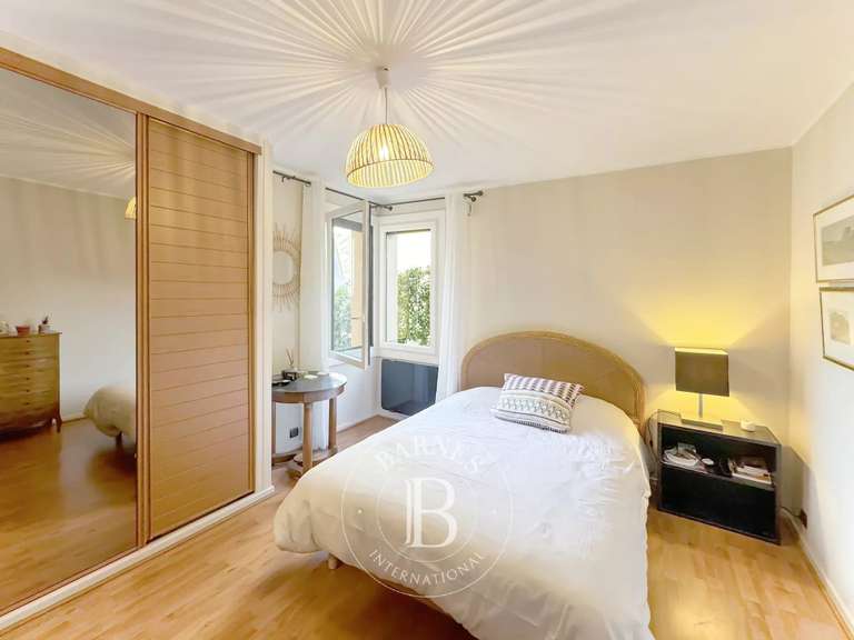 Maison Aix-les-Bains - 4 chambres - 292m²