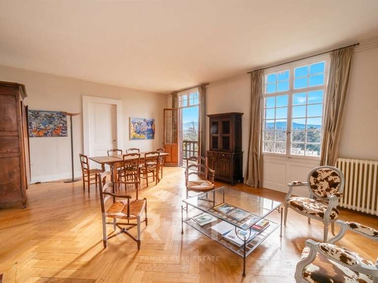 Maison Aix-les-Bains - 15 chambres - 620m²