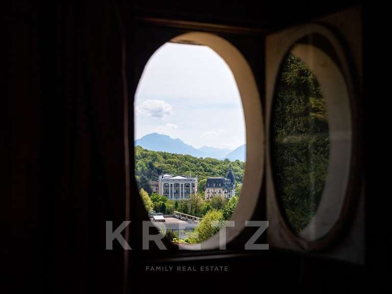 Maison Aix-les-Bains - 5 chambres - 220m²
