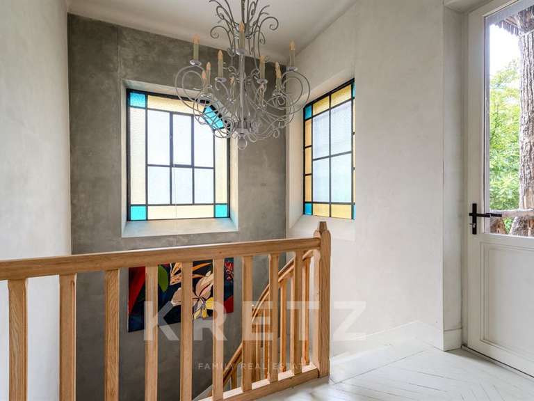 House Aix-les-Bains - 4 bedrooms - 363m²