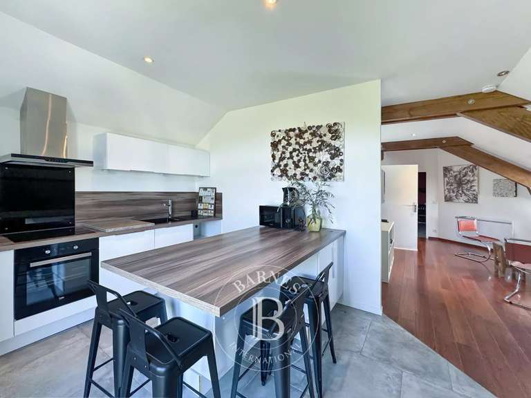 Maison Aix-les-Bains - 4 chambres - 245m²
