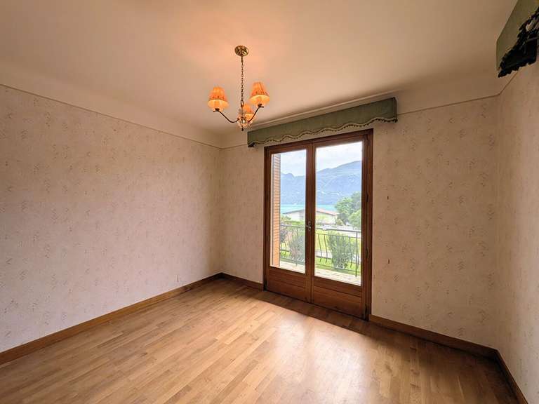 Maison Aix-les-Bains - 3 chambres - 120m²
