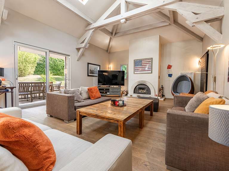 Maison Aix-les-Bains - 6 chambres - 366m²