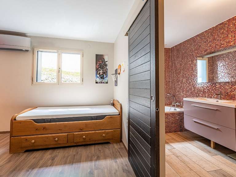 Maison Aix-les-Bains - 6 chambres - 366m²