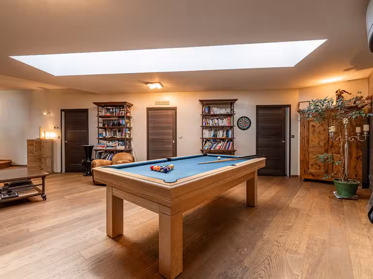 House Aix-les-Bains - 6 bedrooms - 366m²