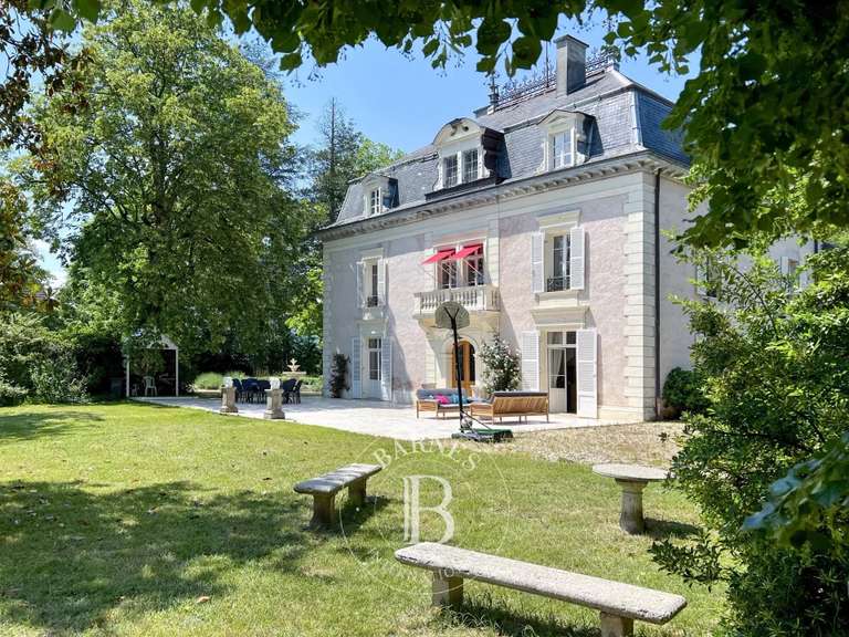 Manoir Aix-les-Bains - 8 chambres - 467m²