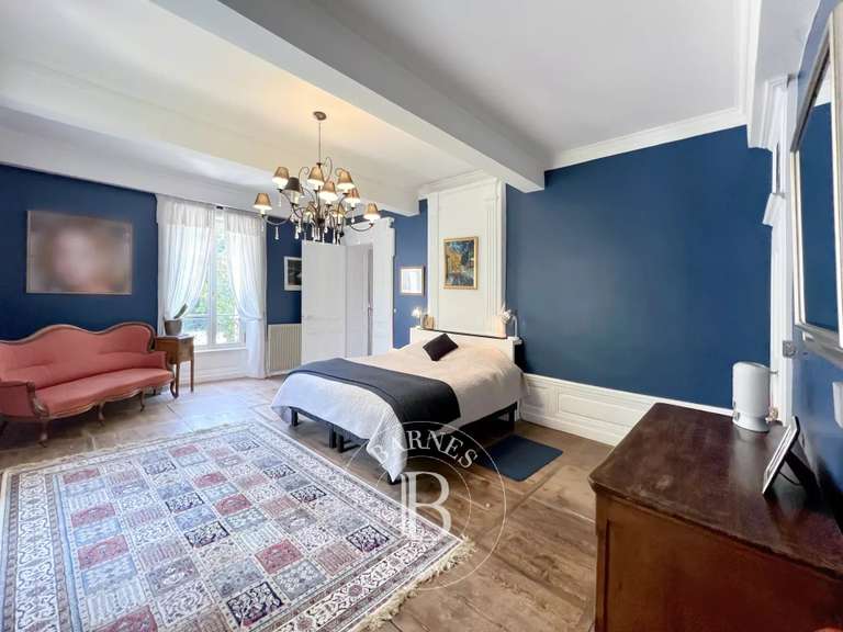 Manoir Aix-les-Bains - 8 chambres - 467m²