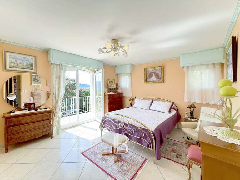 Propriété Aix-les-Bains - 6 chambres - 468m²