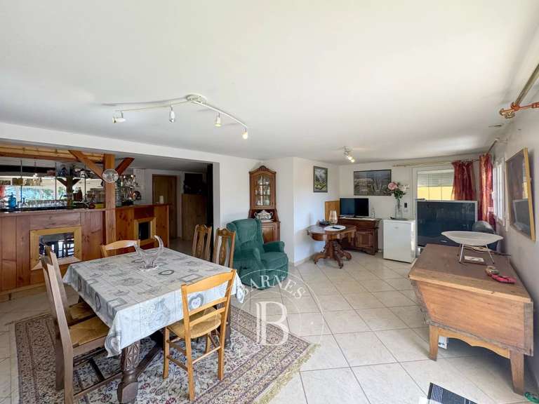 Propriété Aix-les-Bains - 6 chambres - 468m²