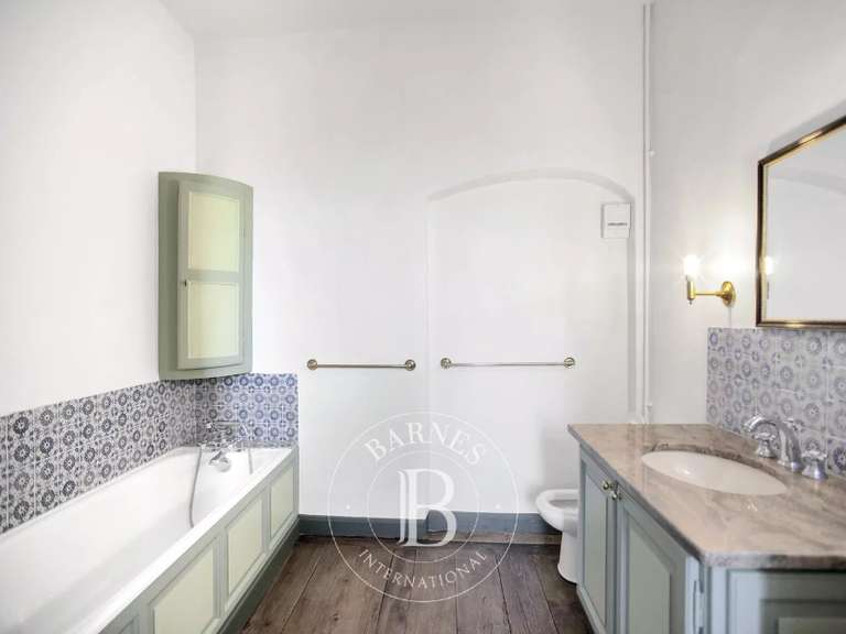 Propriété Aix-les-Bains - 6 chambres - 600m²