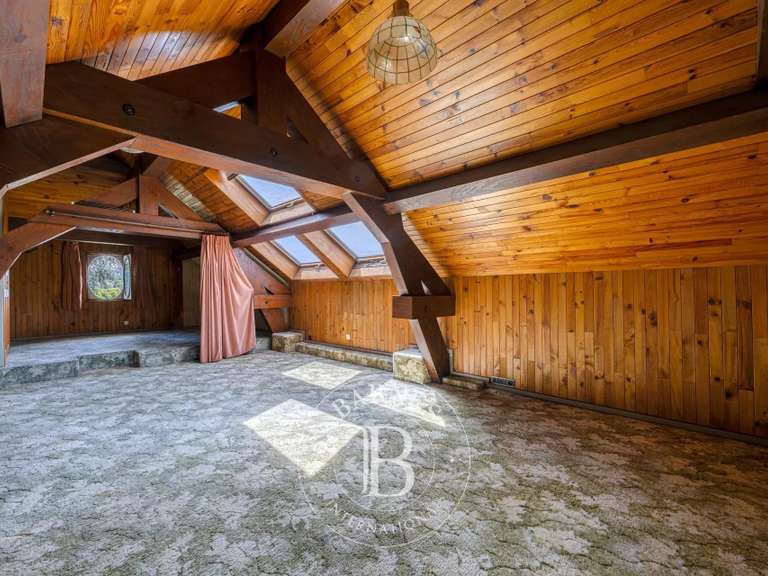 Villa Aix-les-Bains - 244m²