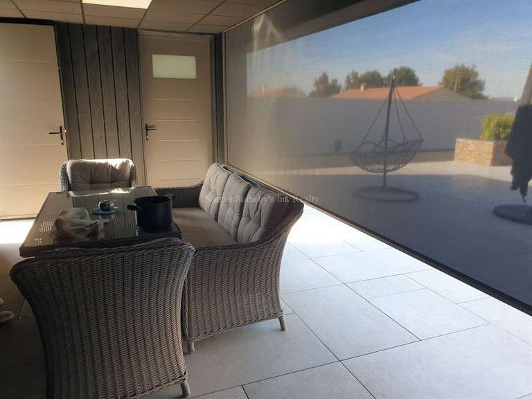 Maison Aizenay - 4 chambres - 239m²