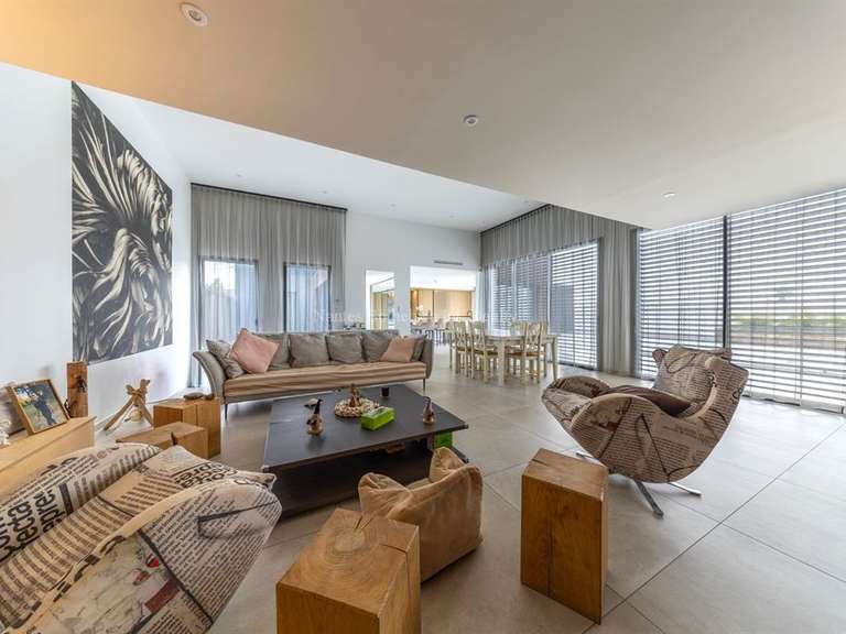 Maison Aizenay - 4 chambres - 239m²