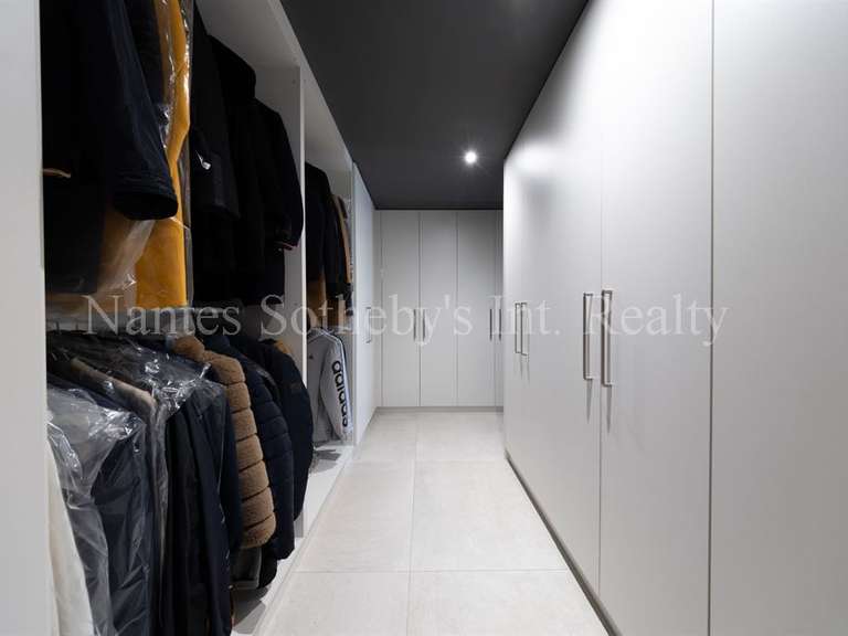 Maison Aizenay - 4 chambres - 239m²