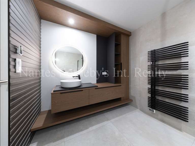 Maison Aizenay - 4 chambres - 239m²