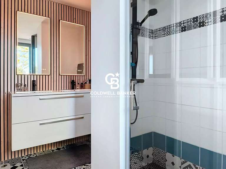 Maison Aizenay - 4 chambres - 182m²