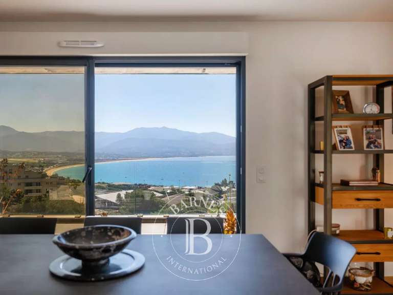 Appartement Ajaccio - 3 chambres - 150m²