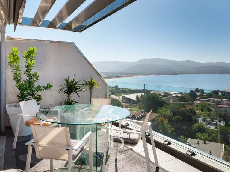 Appartement Ajaccio - 3 chambres - 150m²