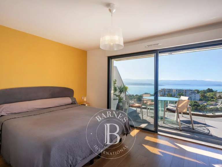 Appartement Ajaccio - 3 chambres - 150m²