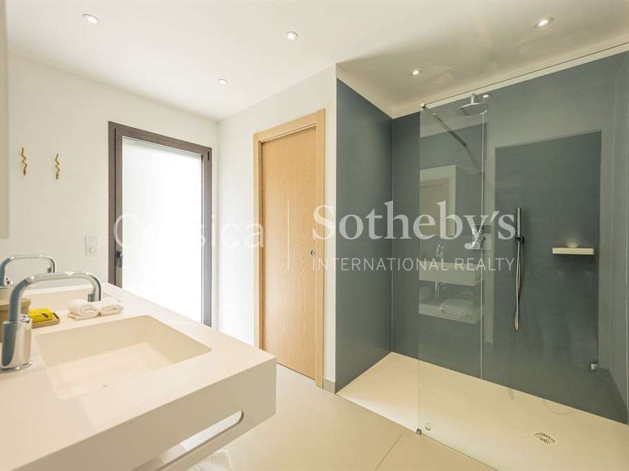 House Ajaccio