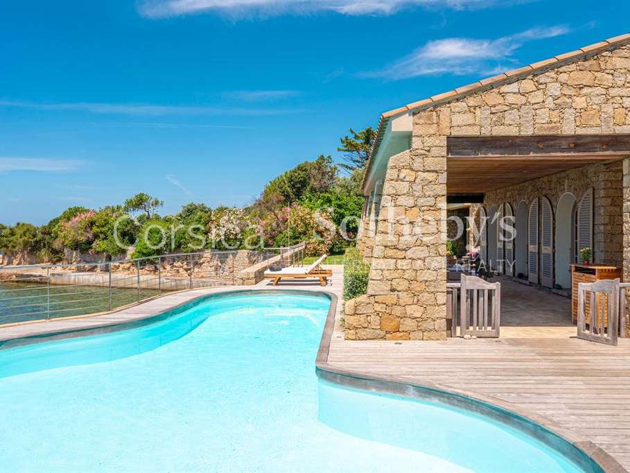 House Ajaccio