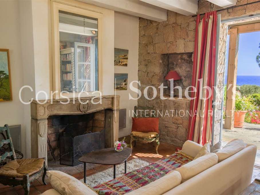 House Ajaccio
