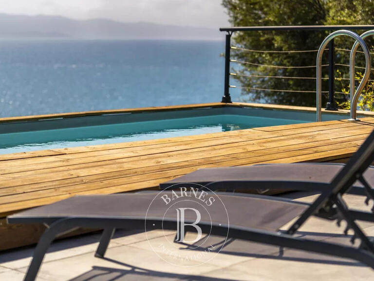 Maison Ajaccio - 3 chambres - 244m²