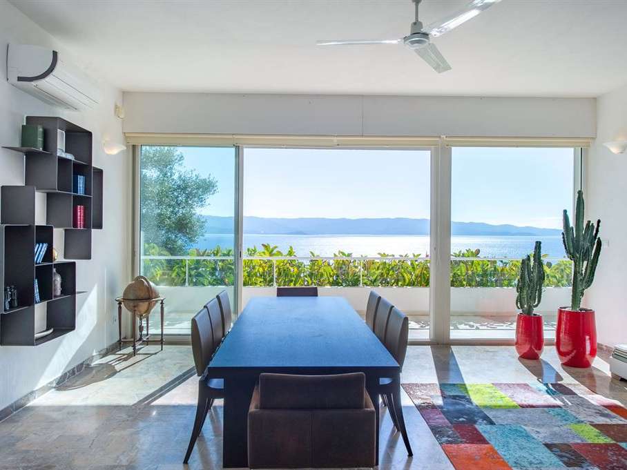 House Ajaccio