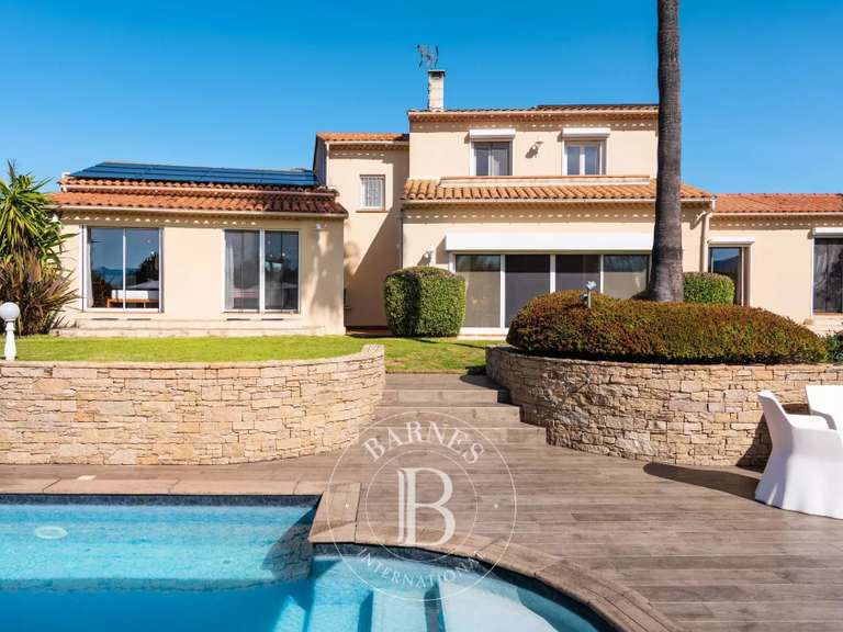 Maison Ajaccio - 4 chambres - 323m²