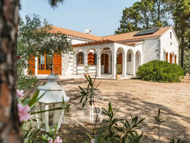 Maison avec Vue sur mer Ajaccio - 4 chambres - 268m²