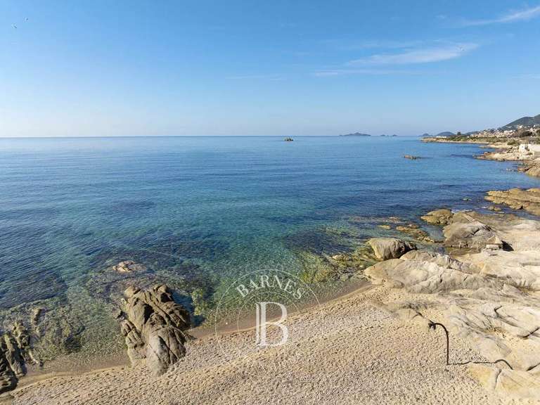 Propriété avec Vue sur mer Ajaccio - 6 chambres - 297m²