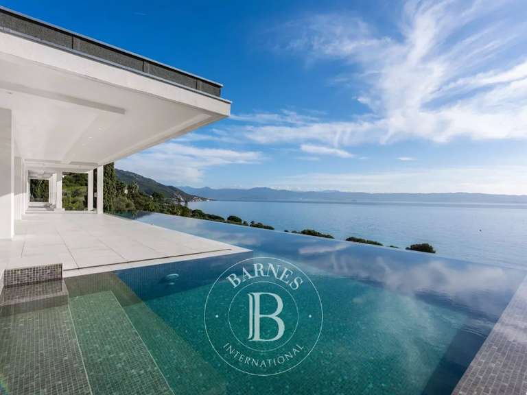 Propriété Ajaccio - 6 chambres - 306m²