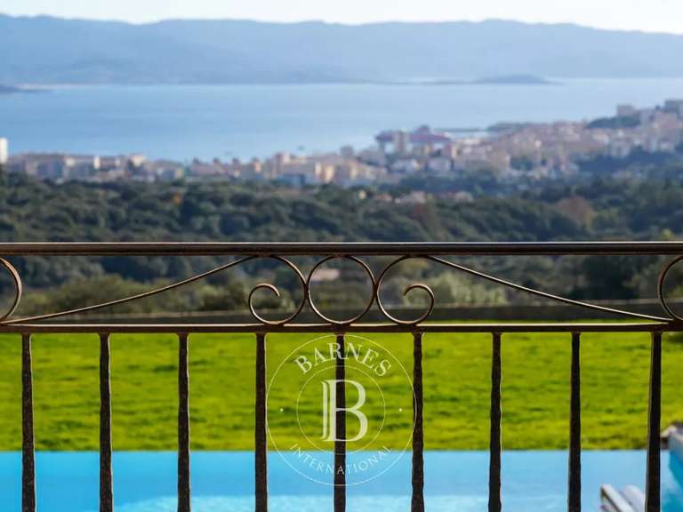 Villa Ajaccio - 5 chambres - 328m²
