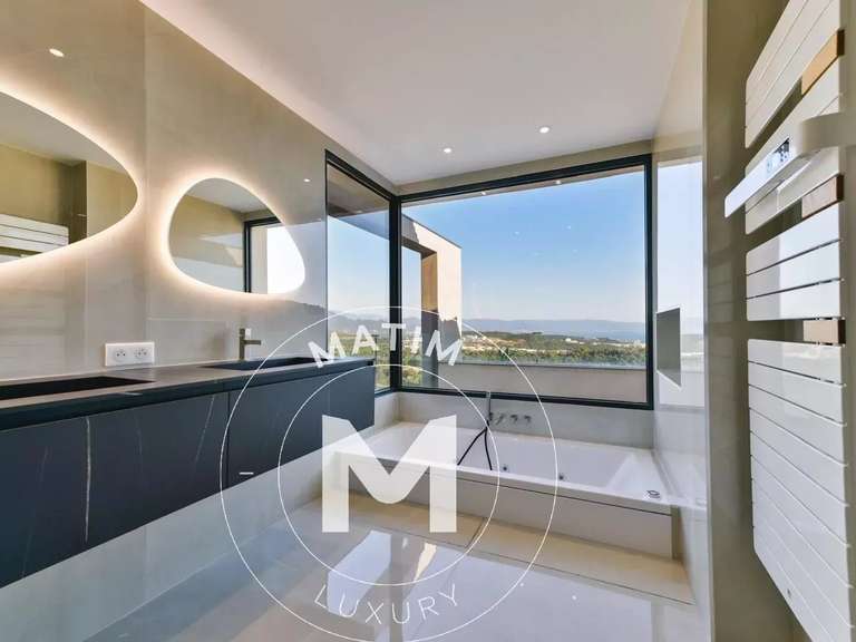 Maison Alata - 260m²