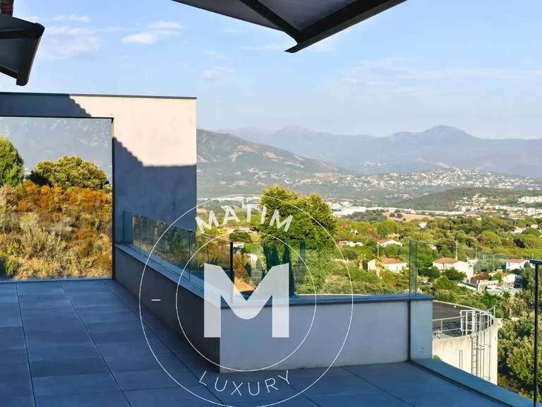 Maison Alata - 260m²