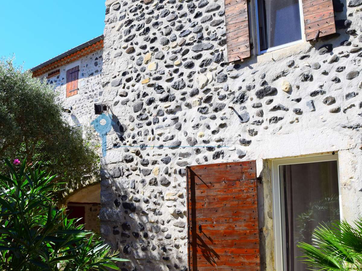 House Alba-la-Romaine