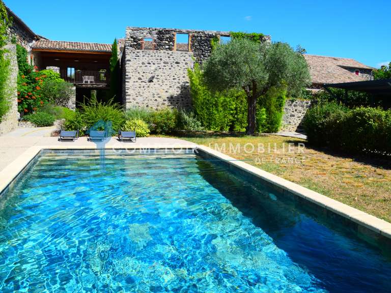 Maison Alba-la-Romaine - 4 chambres - 205m²