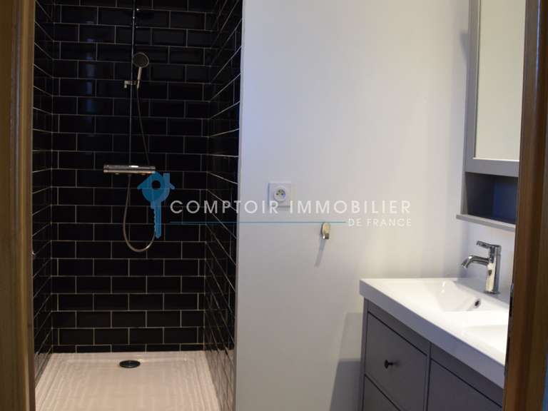 Maison Alba-la-Romaine - 4 chambres - 205m²