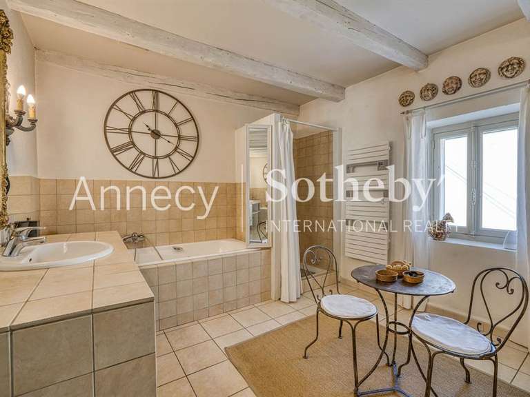 House Albens - 3 bedrooms - 185m²