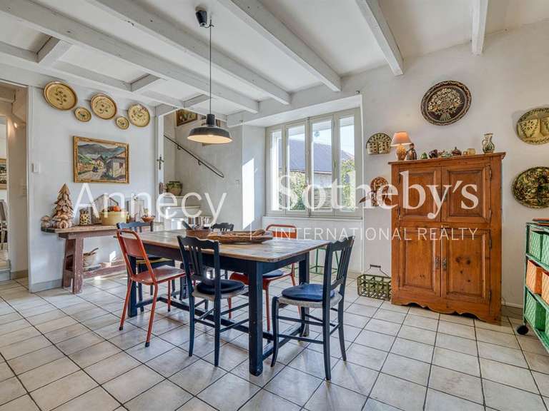 Maison Albens - 3 chambres - 185m²