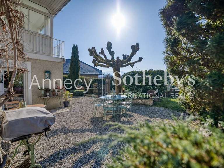 House Albens - 3 bedrooms - 185m²